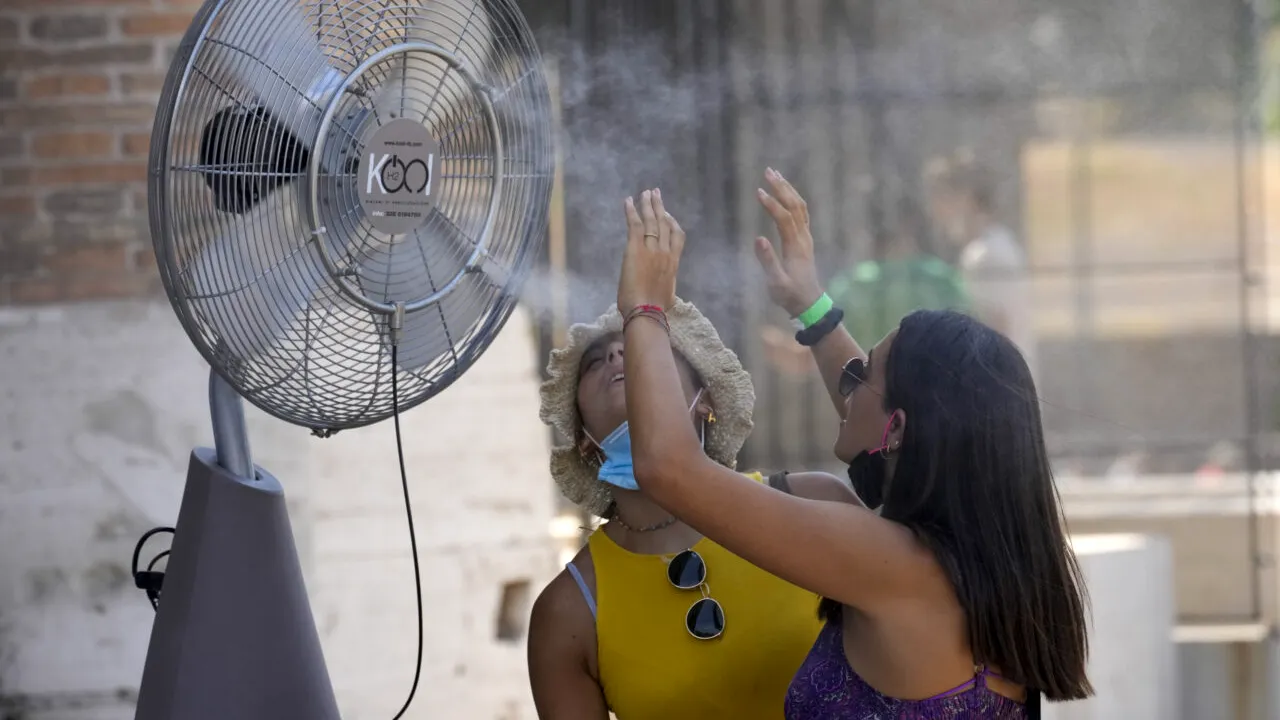 Valul de caniculă cuprinde România. Urmează zile de foc. Zona cu cele mai înalte temperaturi