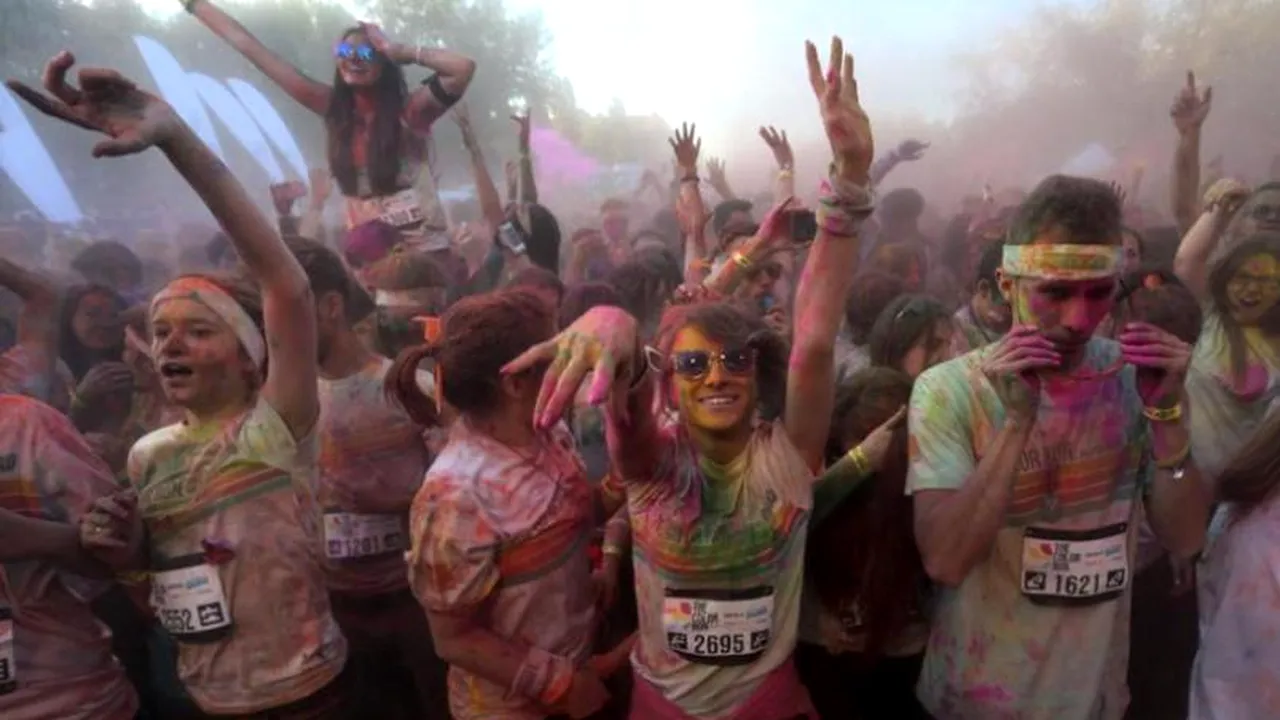 MEDIAFAX ZOOM: The Color Run - București 2014