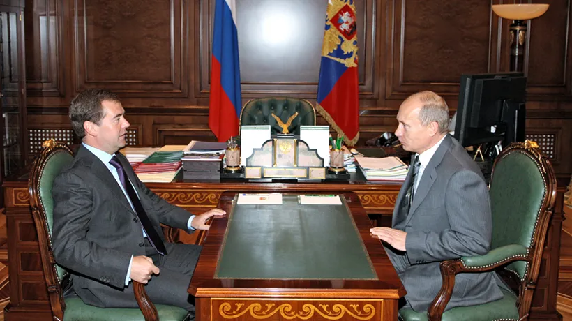 Dmitri Medvedev anunță un tandem la putere pentru mult timp împreună cu Vladimir Putin