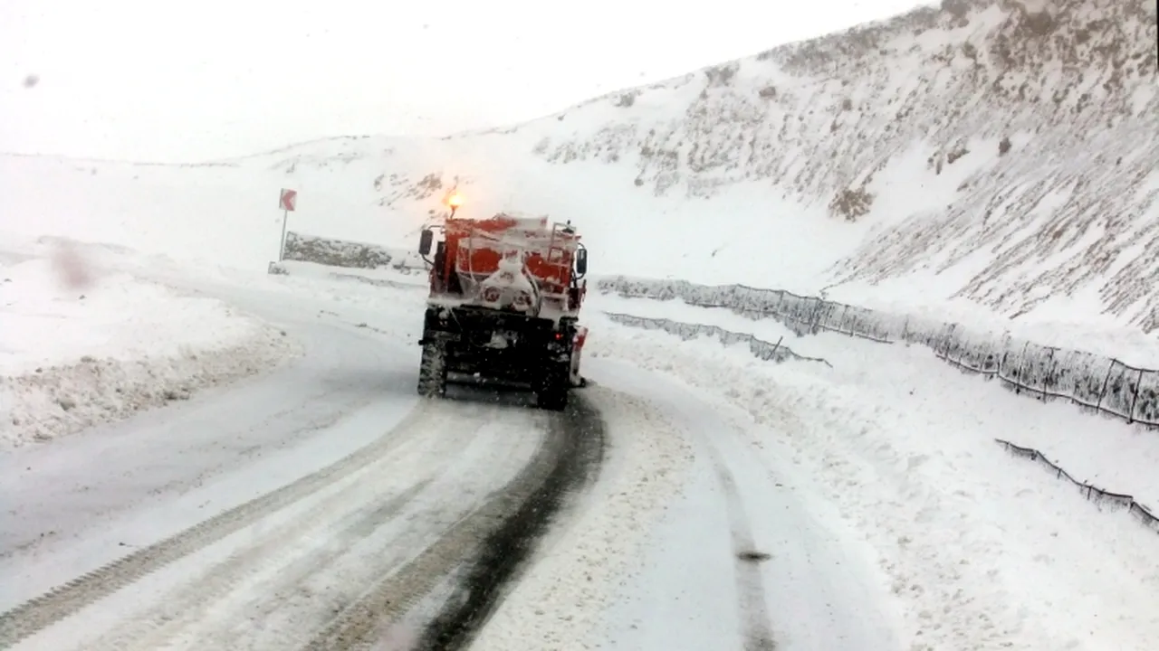 VREMEA. CNADNR: Se acționează cu prioritate pe DN 2A Slobozia - Constanța și pe DN 3A Lehliu-Fetești 