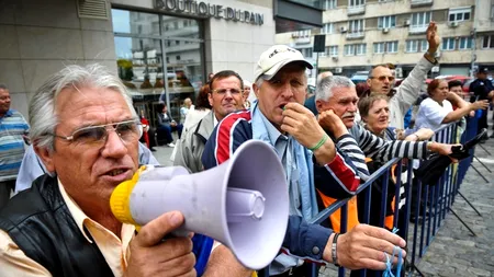 Dacă nu aduce bani din altă parte, statul poate plăti doar 480 de lei din pensia medie de 800 de lei în 2015