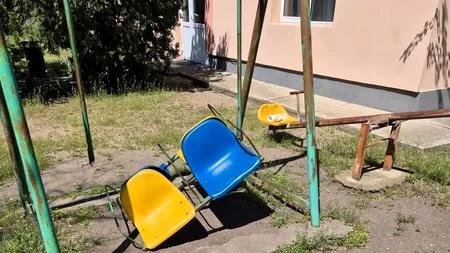 Grădiniță din județul Giurgiu, SANCȚIONATĂ de ANPC după ce o fetiță s-a accidentat grav în parcul din curte. Șeful Piedone primise o reclamație
