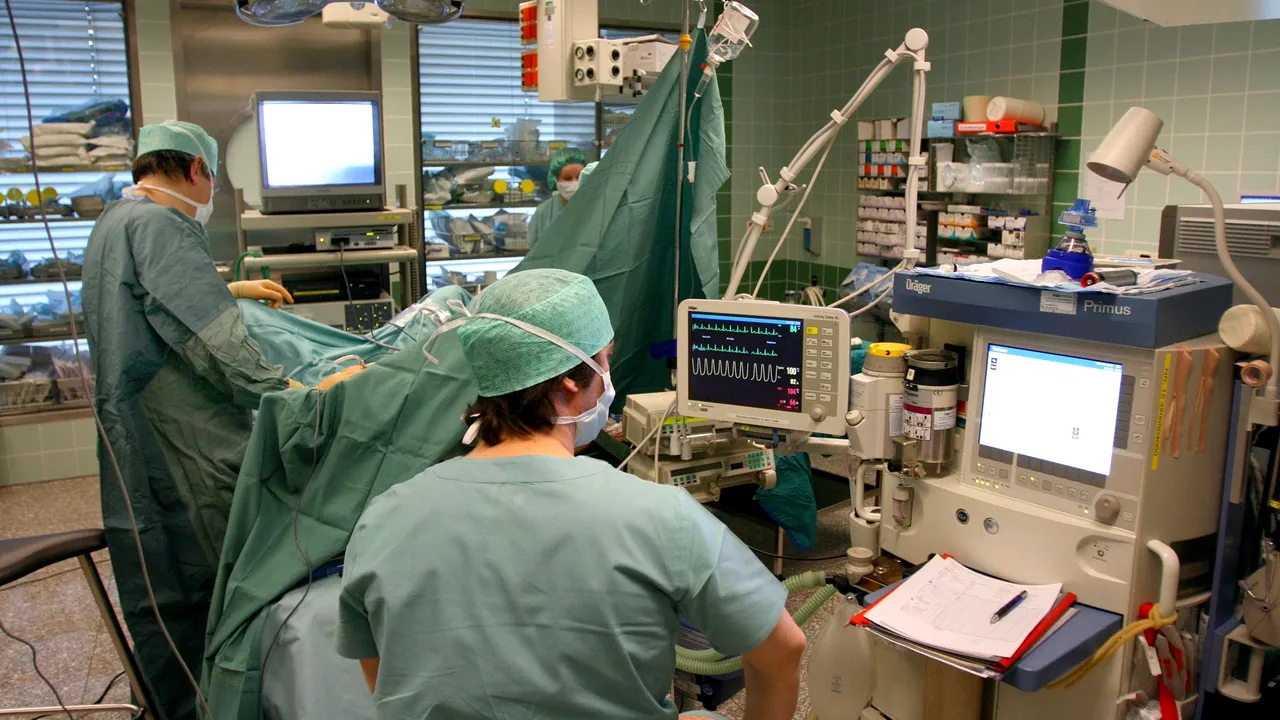 Medicul impostor de la Spitalul Ilfov era PROTEJATĂ de șefa de secție. 