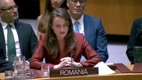Oana Țoiu, discuții cu omologul pakistanez despre acordul SUA – Iran. Ce rol ar avea România în negocierile de pace