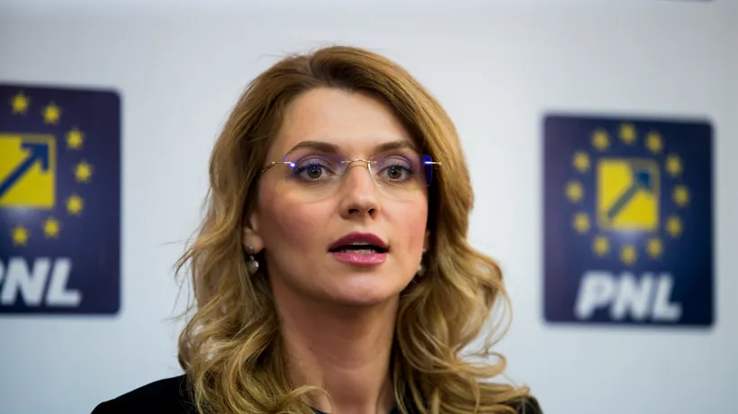 Alina Gorghiu: Nu suntem la fel de penibili ca cei din PSD să ne picăm propriul Cabinet