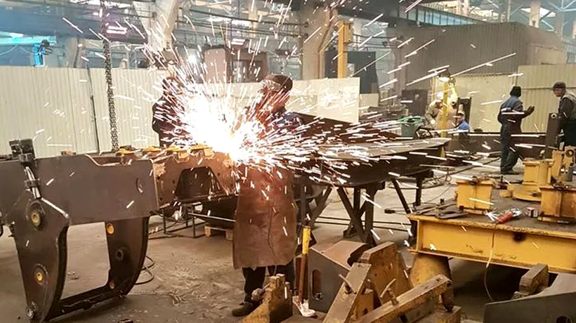INS: cifra de afaceri în industrie a SCĂZUT în ianuarie cu 5,3%