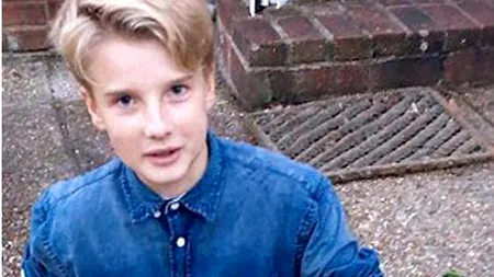 Se plimba pe plajă, când a găsit o sticlă cu o scrisoare înăuntru. Ce a citit pe bilet ar putea fi „cel mai urât mesaj într-o sticlă pe care l-a găsit cineva vreodată