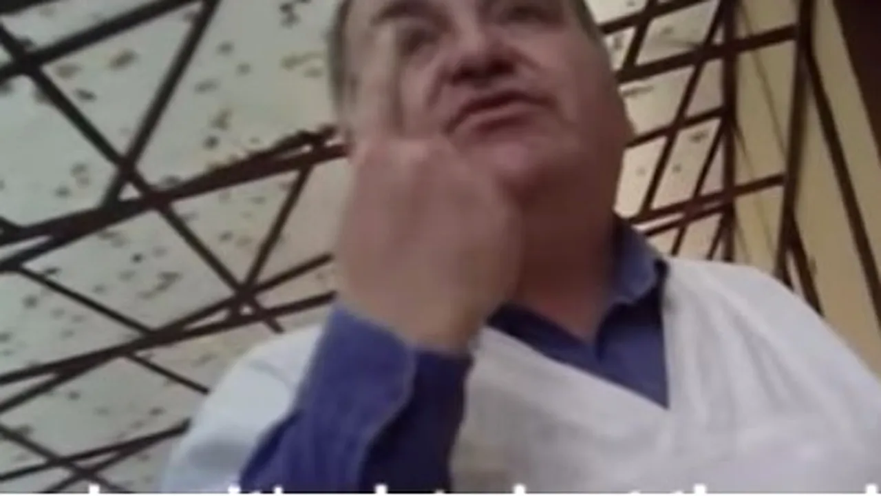 Profesorul de la școala specială înregistrat spunând că 