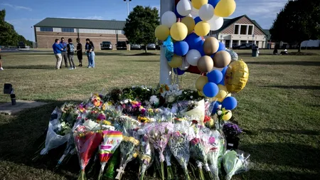 Tatăl atacatorului de la liceul din Georgia a fost arestat