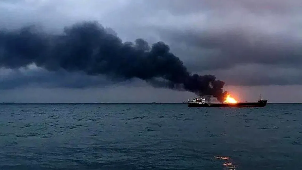 Două nave, lovite de drone în Marea Neagră. Una, plecată din România, s-ar fi scufundat. Bulgaria o convoacă pe ambasadoarea Rusiei