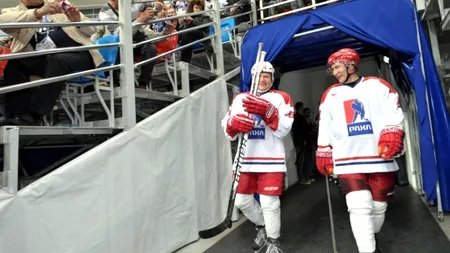 Abia învestit președinte, Vladimir Putin a participat la un meci de hochei pe care l-a și câștigat. FOTO