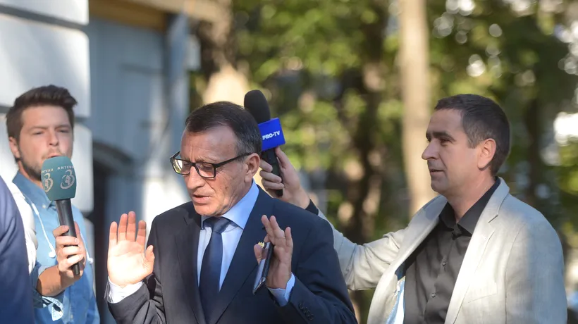 De la Guvern, Stănescu îl vede pe Iohannis în campanie electorală: „A coborât de pe bicicletă, a făcut niște declarații nefericite