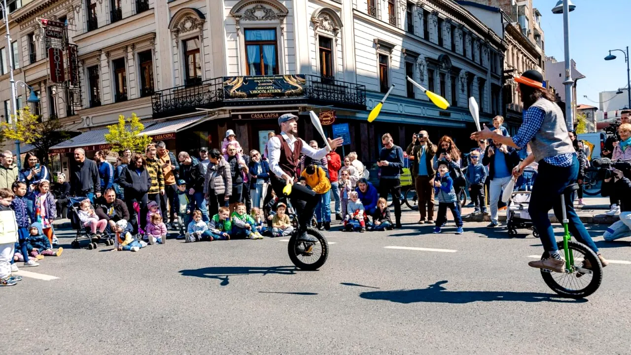 Se oprește circulația rutieră pe Calea Victoriei/Începe