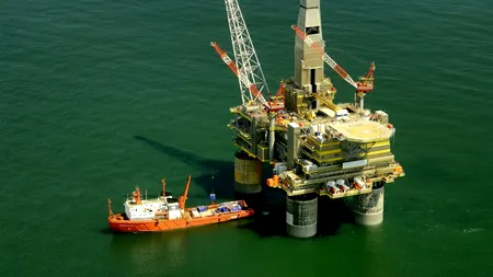 BLOOMBERG. O mare parte dintre români sunt de acord cu forajele offshore din Marea Neagră