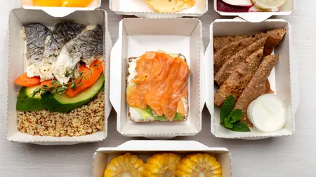 MÂNCAREA gata preparată câștigă tot mai mult teren în preferințele românilor. Care sunt motivele pentru această alegere