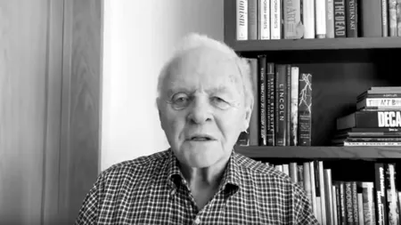 Anthony Hopkins nu s-a mai atins de băutură de 45 de ani! Mesajul celebrului actor