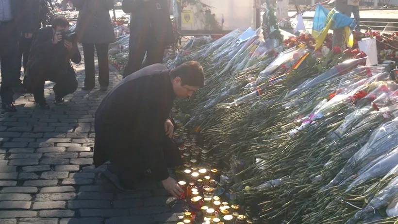 Corlățean, la Kiev, după ce a depus flori lângă EuroMaidan: Referendumul din Crimeea este „ilegitim, ilegal, neconstituțional. Nu îi vom recunoaște rezultatul