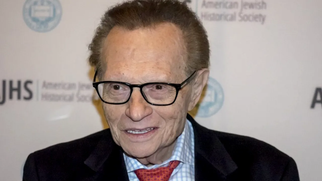 Celebrul prezentator TV american Larry King a murit