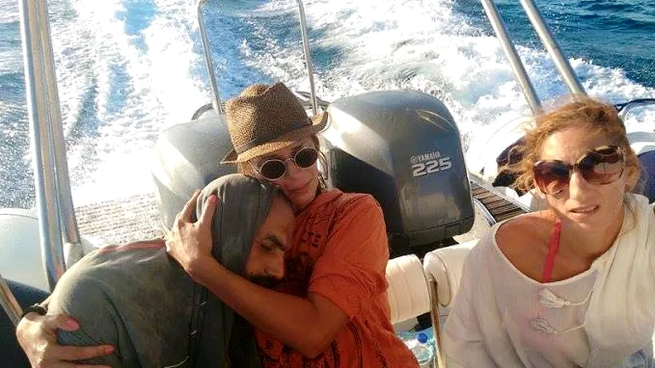 Un sirian, salvat de o grecoaica după ce a plutit 13 ore în derivă în Marea Egee