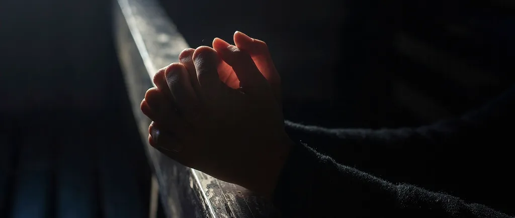 Miracolul credinței în Dumnezeu. O studentă s-a trezit din COMĂ prin puterea rugăciunilor / „Eu visam că mergeam la biserică”