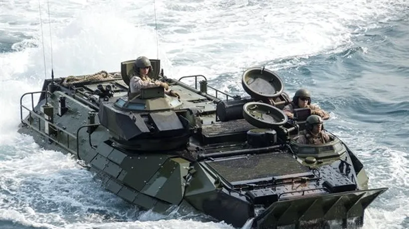 România CUMPĂRĂ 21 de vehicule amfibii de asalt de la americani. Cât va plăti Guvernul pentru acestea