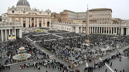 Cum se alege un nou PAPĂ. Dincolo de fum, jurăminte și simboluri, iată ce se petrece în spatele ușilor închise