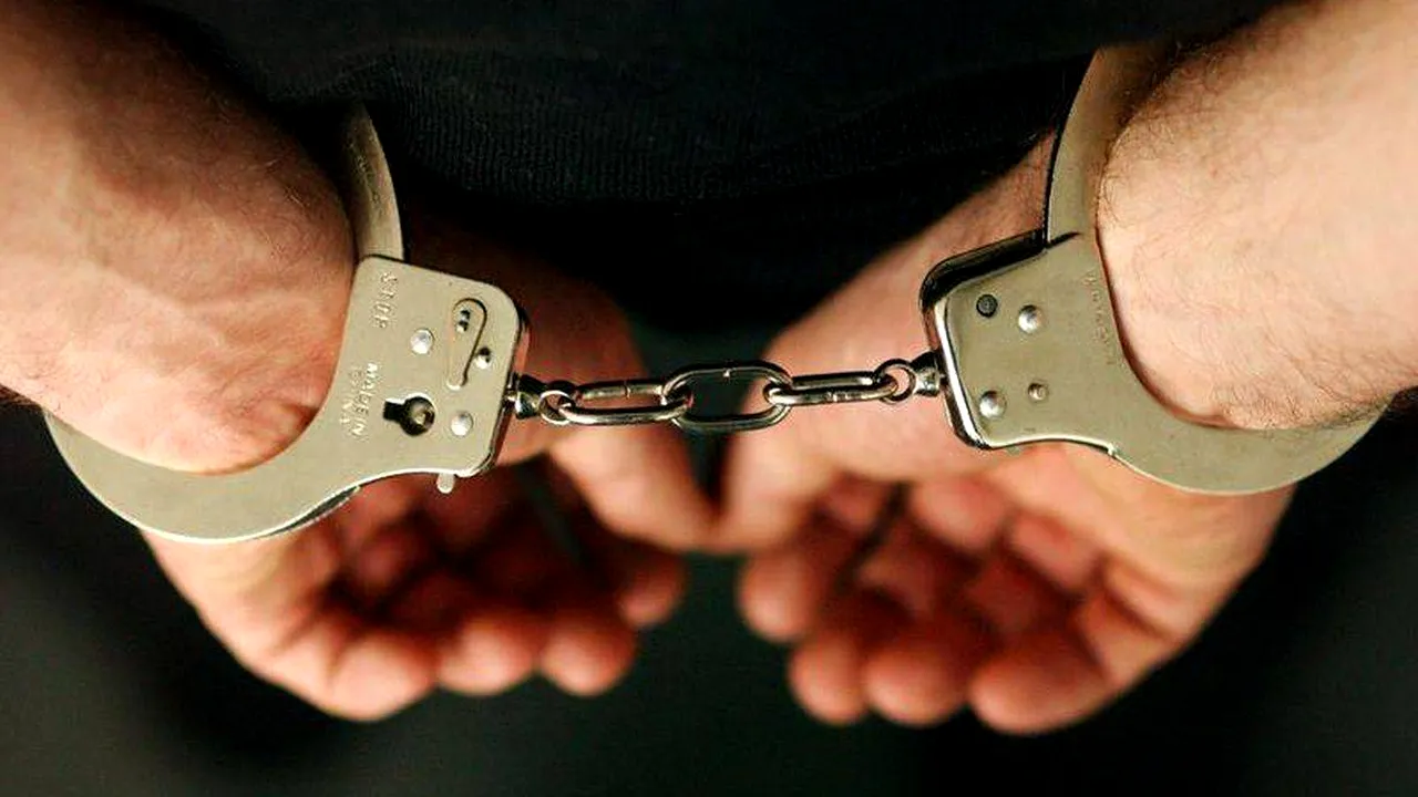 AGRESIUNE sexuală într-un parc din Galați. Victimele sunt două adolescente