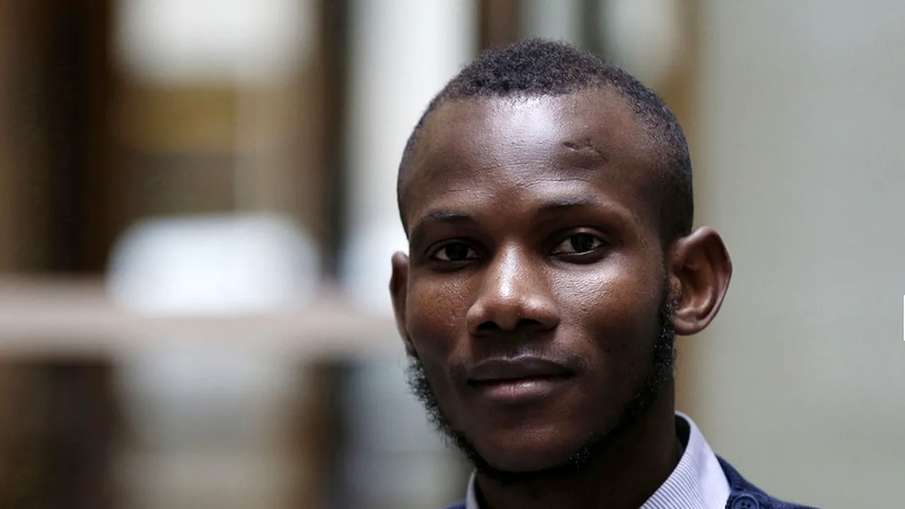 Lassan Bathily, eroul de la supermarketul evreiesc din Paris, a primit o veste bună. Cum va fi recompensat de statul francez
