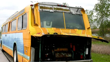 Zeci de români, găzduiți temporar în centre din orașul italian Pescara după defectarea autocarului