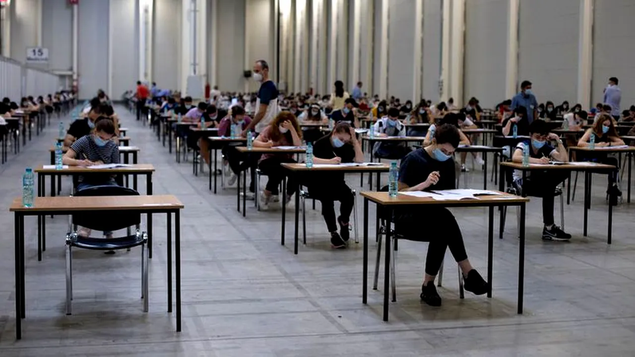 Inspectoratul Școlar al Municipiului București (ISMB) a anunțat cum se deschid unitățile de învățământ, în pandemie de coronavirus. În ce scenariu se află școlile din Capitală. “Conform acestuia...”