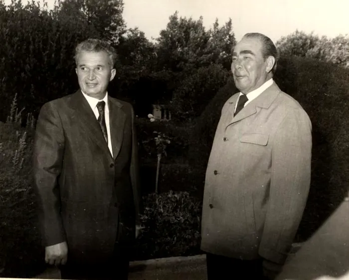 Nicolae Ceauşescu s-a întâlnit la 3 august 1976, în Crimeea, cu Leonid Ilici Brejnev, secretar general al C.C. al P.C.U.S.