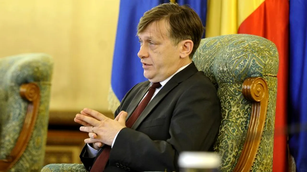 VIDEO: Cum s-a înțeles Crin Antonescu în limba engleză cu delegația FMI. Cine este 