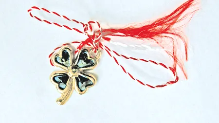 Mărțișorul, un simbol al speranței și norocului dăruit la fiecare început de primăvară