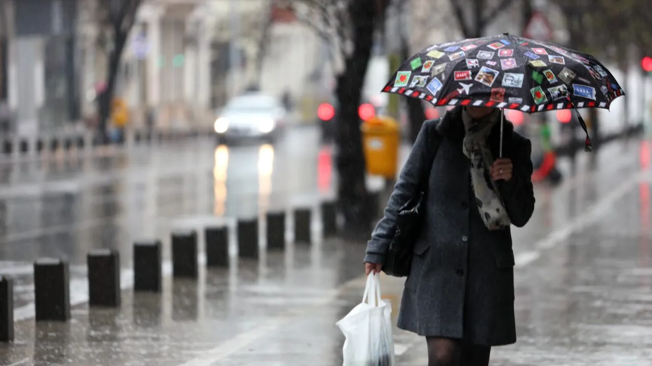 Prognoza METEO pentru luna martie. Cum vor evolua temperaturile în următoarele 4 săptămâni? Sunt așteptate ploi, viscol și ninsoare