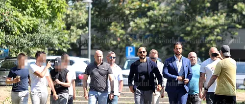 UPDATE | Frații Tate au venit la Tribunalul București flancați de o armată de bodyguarzi. Britanicii speră să scape de arestul la domiciliu - FOTO