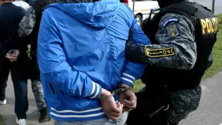 Două persoane din Prahova, ARESTATE în dosarul privind fraudarea cu 600.000 de euro a unei bănci