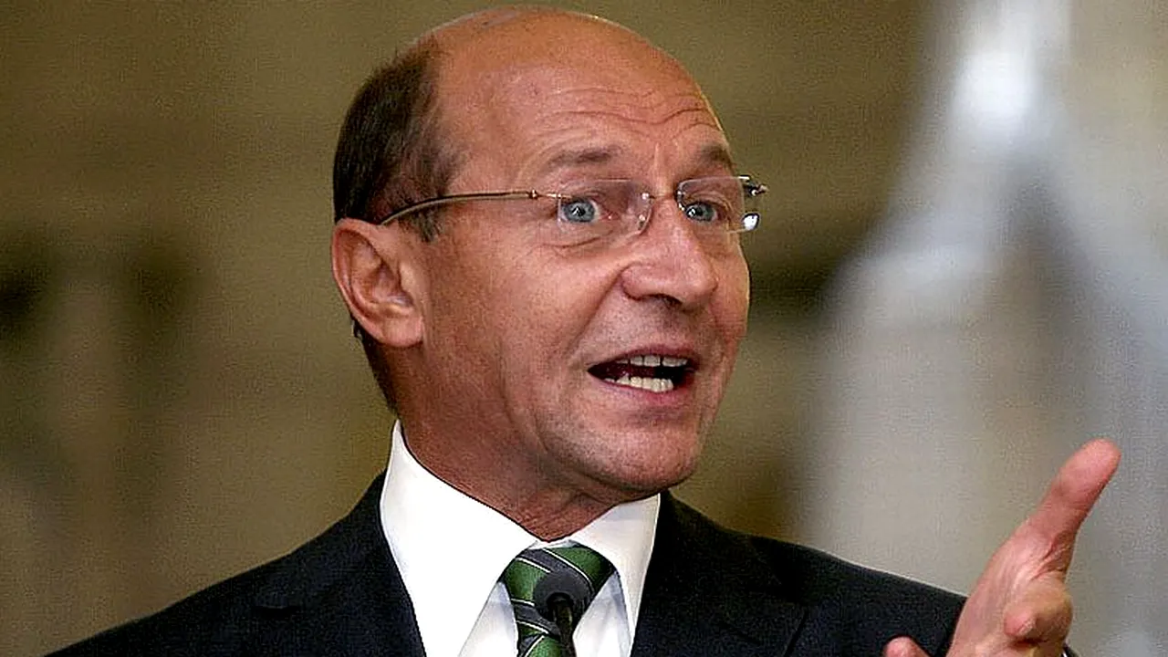 Băsescu: Nu voi participa la ceremonia de depunere a jurământului de către Bolcaș. 