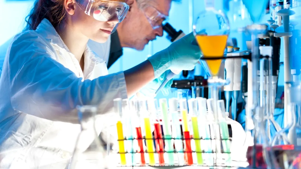 Un vaccin experimental anti-HIV, testat pe maimuțe, a generat rezultate promițătoare