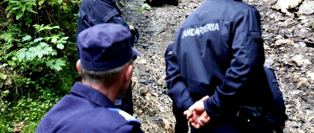 Caraș- Severin: Un copil de doi ani dispărut din fața casei, căutat de peste o sută de persoane