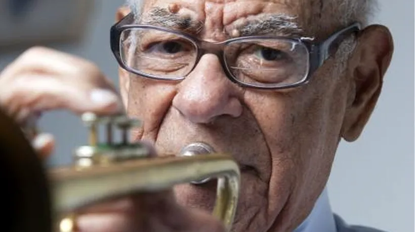 Lionel Ferbos, cel mai bătrân muzician de jazz din New Orleans, a murit la vârsta de 103 ani

