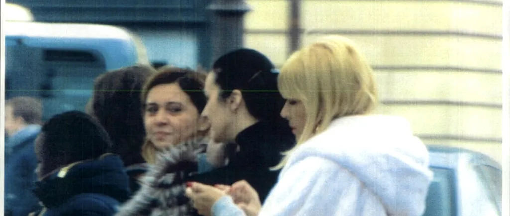 Șefa DIICOT, Alina Bica, și Elena Udrea au fost fotografiate împreună la Paris, la shopping. Udrea acuză SIE: „Mă bat cu serviciile secrete. Am fost cu două prietene, într-un weekend privat de Valentine`s Day