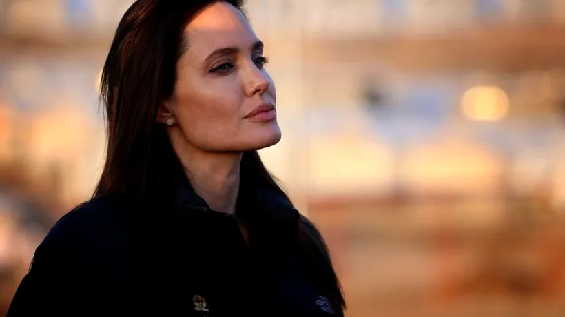 Motivul pentru care Angelina Jolie a refuzat să joace rolul cântăreței Celine Dion într-un film biografic