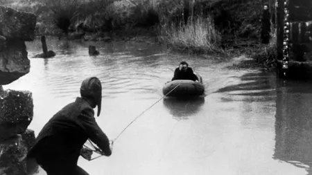 Istoria pe care Viktor Orban a uitat-o când a ridicat ZIDUL RUȘINII în Europa. În 1956, 200.000 de maghiari fugeau spre Germania să-și caute libertatea