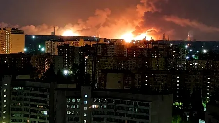 Atac masiv cu drone asupra Moscovei și Crimeei. Incendiu uriaș la rafinăria din Riazan, una dintre instalațiile energetice cheie ale Rusiei