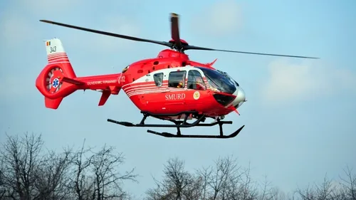 Un copil de zece ani, accidentat grav de discul unui tractor, a fost transportat cu elicopterul SMURD la spitalul din Târgu Mureș