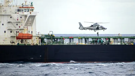 Franța confiscă încă un petrolier care ar face parte din flota fantomă a Rusiei. Macron: „Războiul din Iran nu ne va distrage de la Ucraina“