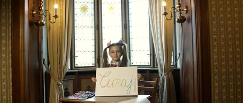 „Ora de caligrafie”, mutată de la Cotroceni, în online. Mesajul unor personalități marcante pentru încurajarea elevilor - VIDEO