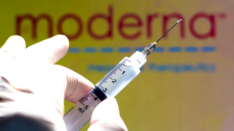 OMS avertizează: Femeile însărcinate să nu se vaccineze cu serul dezvoltat de Moderna