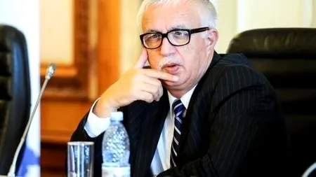 Fostul președinte al CCR, Augustin Zegrean, a explicat care este procedura pentru formarea noului Parlament. Când va fi întrunit primul plen