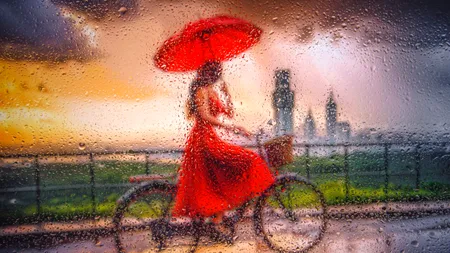 Autoritățile au început să însămânțeze norii cu iodura de argint pentru a declanșa PLOAIA. România va achiziționa avioane pentru a preveni grindina